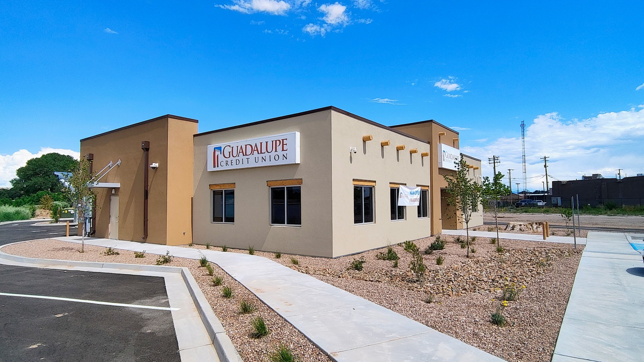 Española Grand Opening